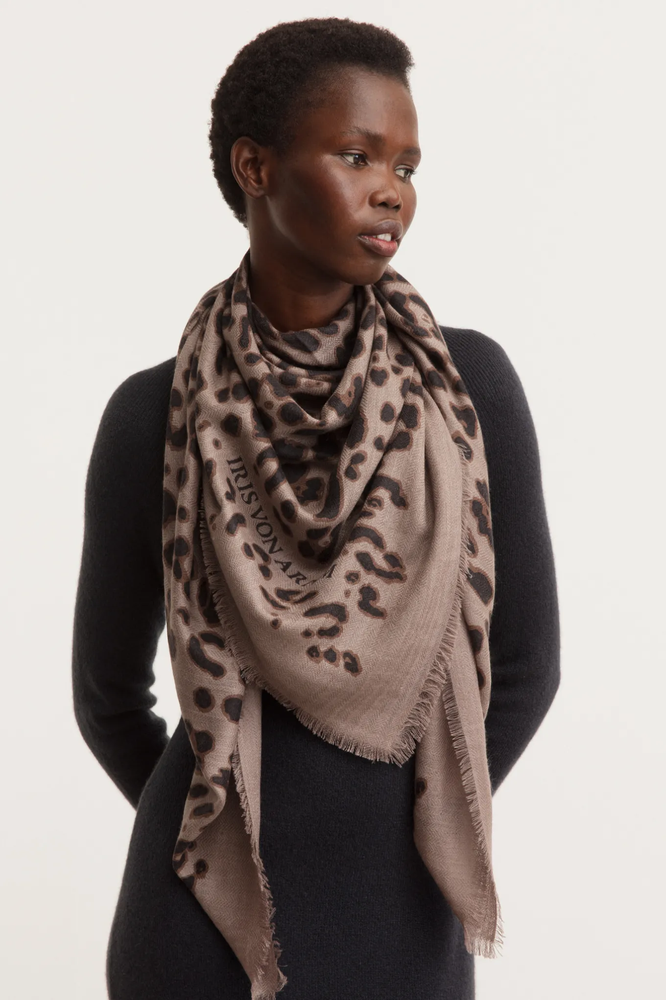 Iris von Arnim IRIS CASHMERE-Damen Schals & Tücher